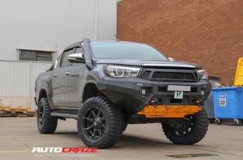 TOYOTA HILUX N80 4WD COUPLER BLACK MACHINED WITH DARK TINT